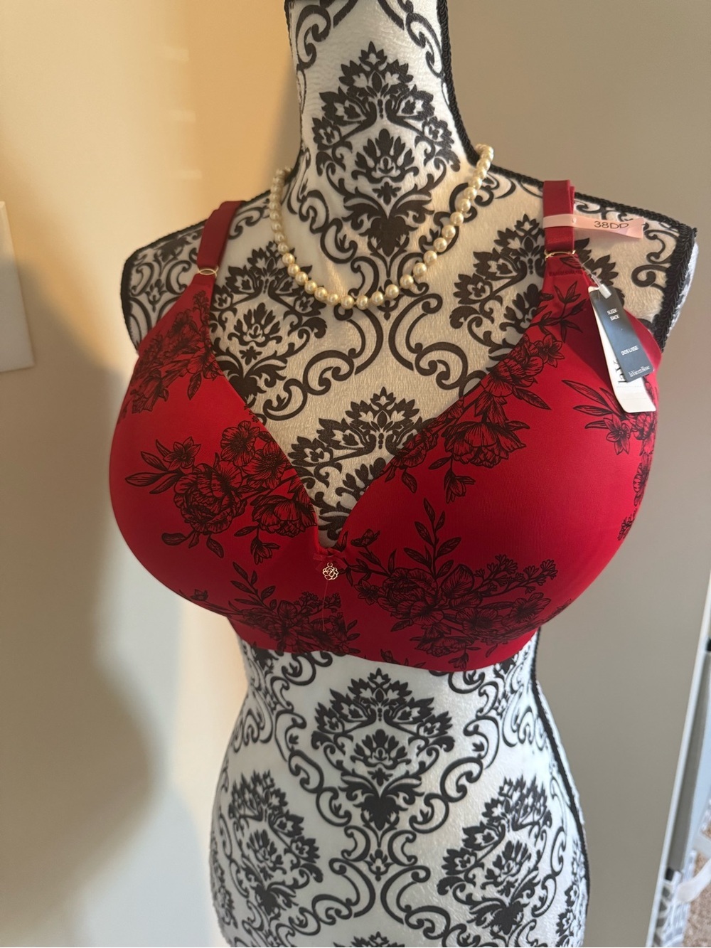 La Vie En Rose Red & Black Floral Bra - Women Intimates - NWT